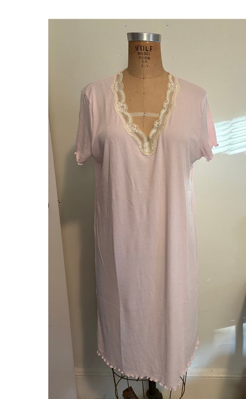 Vermont Country Store Pink Ribbed Lace Trim Nightgown Women's LG